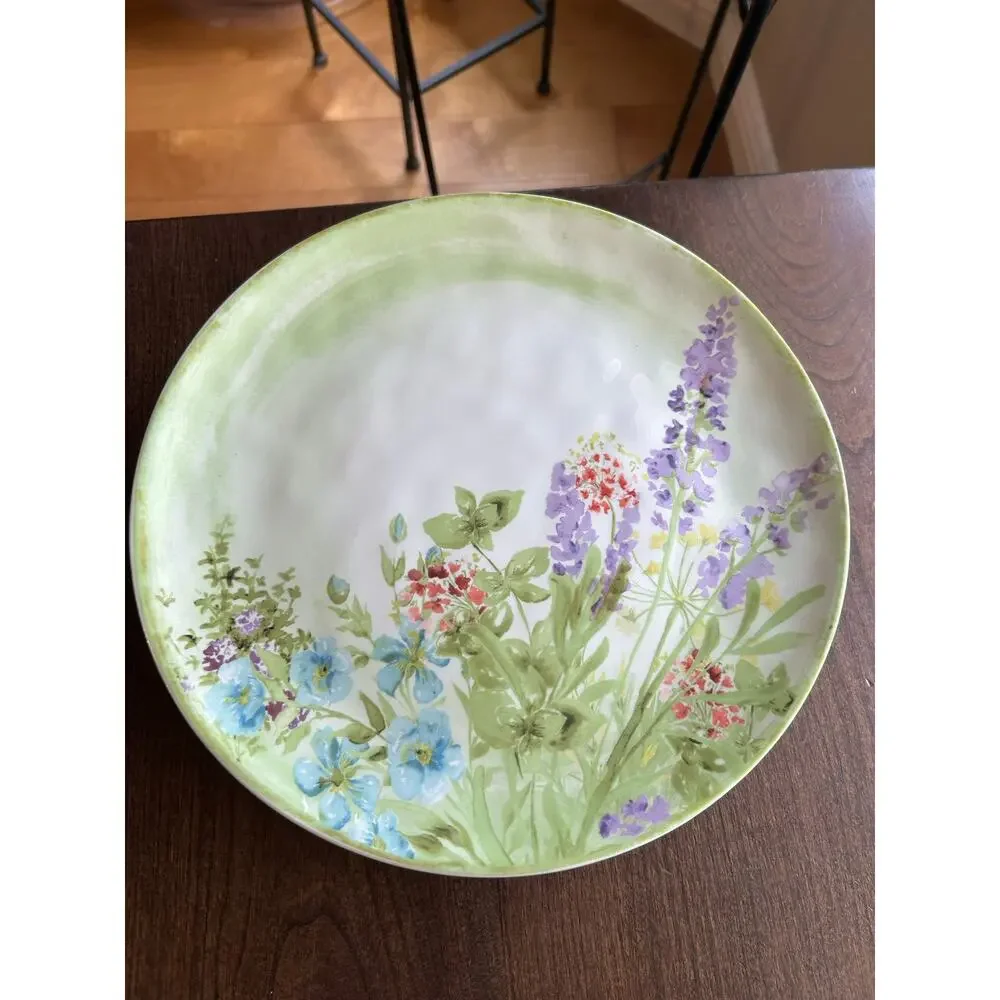 Pier 1 pier earthenware